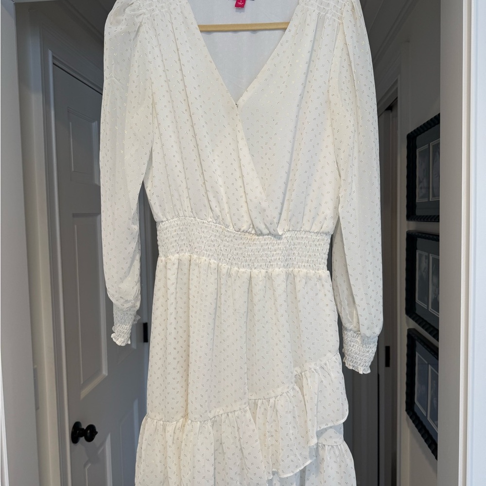 Vince Camuto Cream Long Sleeve Dress